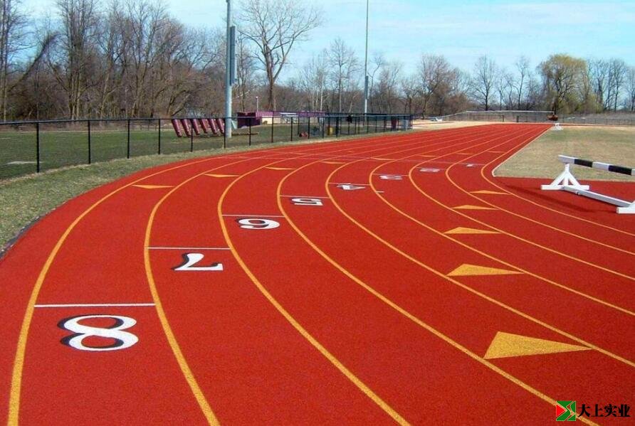 無(wú)溶劑聚氨酯跑道