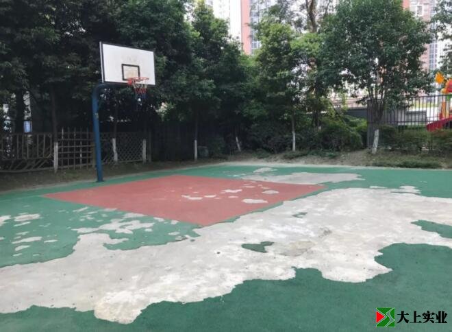  塑膠運(yùn)動場維修申請報(bào)告