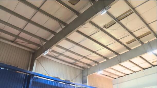 老舊廠房改成運動館，卻忽略了消防設施的改造升級，被責令整改